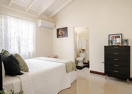Bellarose At Colbeck ,Gated With Pool, Stylishly Modern Villa Old Harbour Exterior photo